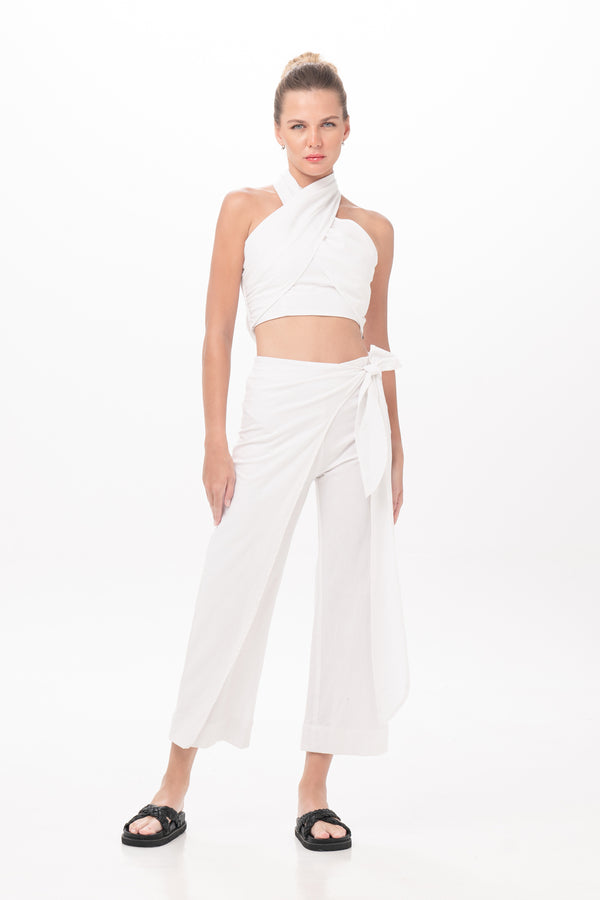 Arunia Pant in White